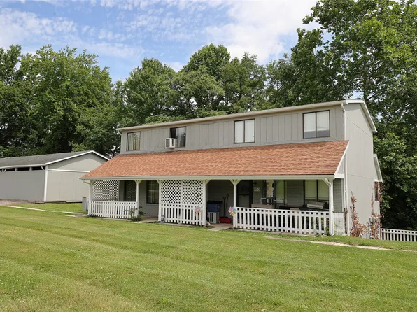 128/130 Douglass Rd, Beaver Falls, PA 15010