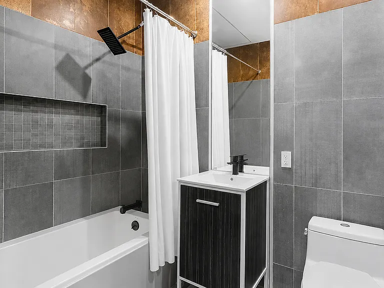 568 Lafayette Ave #1A — Photo 8