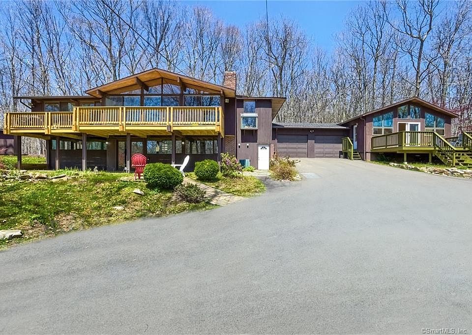1st image of 161 Barnshed Ln