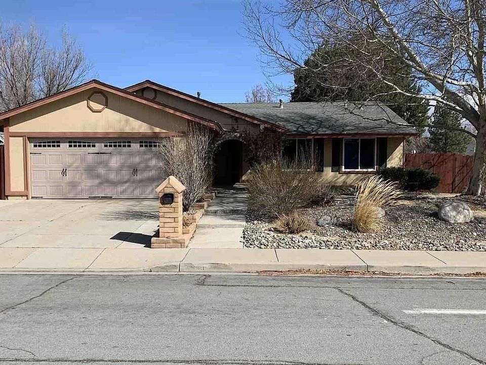 1st image of 1496 Heather Ct