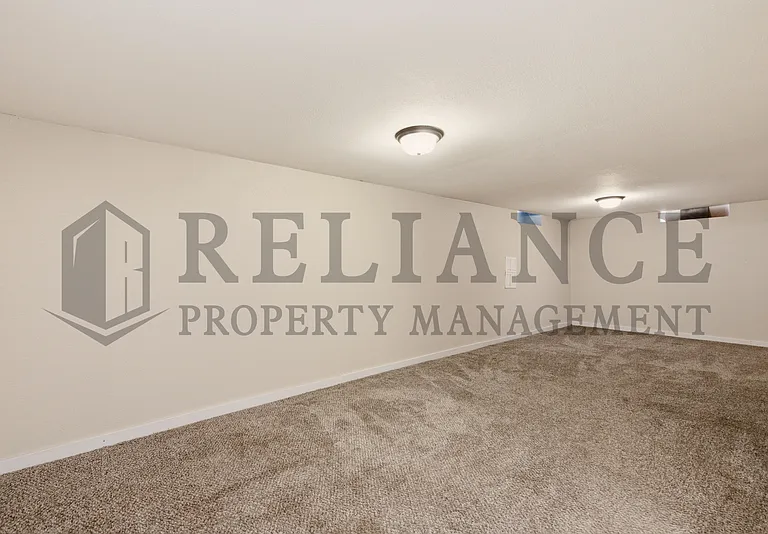 2017 S Green Acres Dr — Photo 28