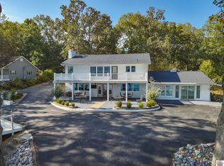 107 Freeburn Ct, Benton, KY 42025