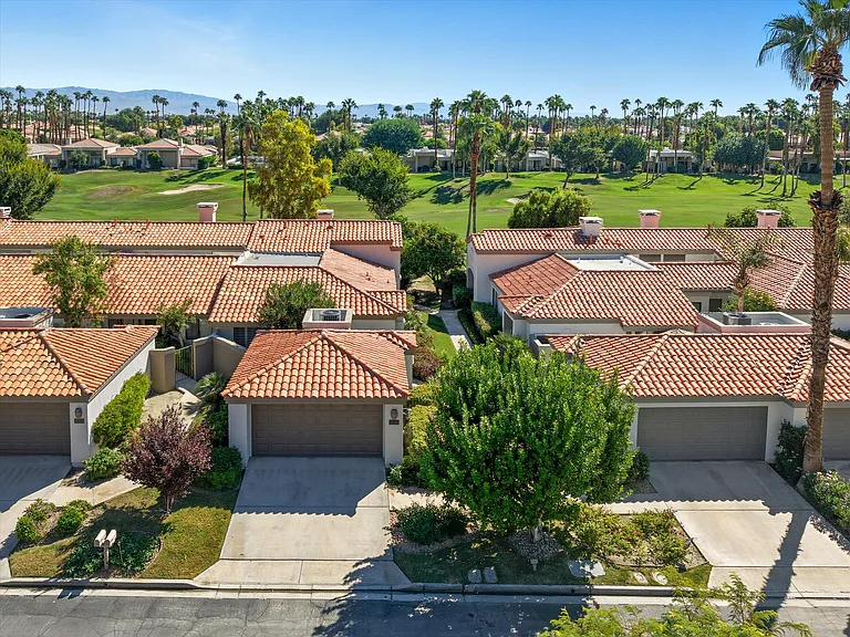 54960 Shoal Crk — Photo 38