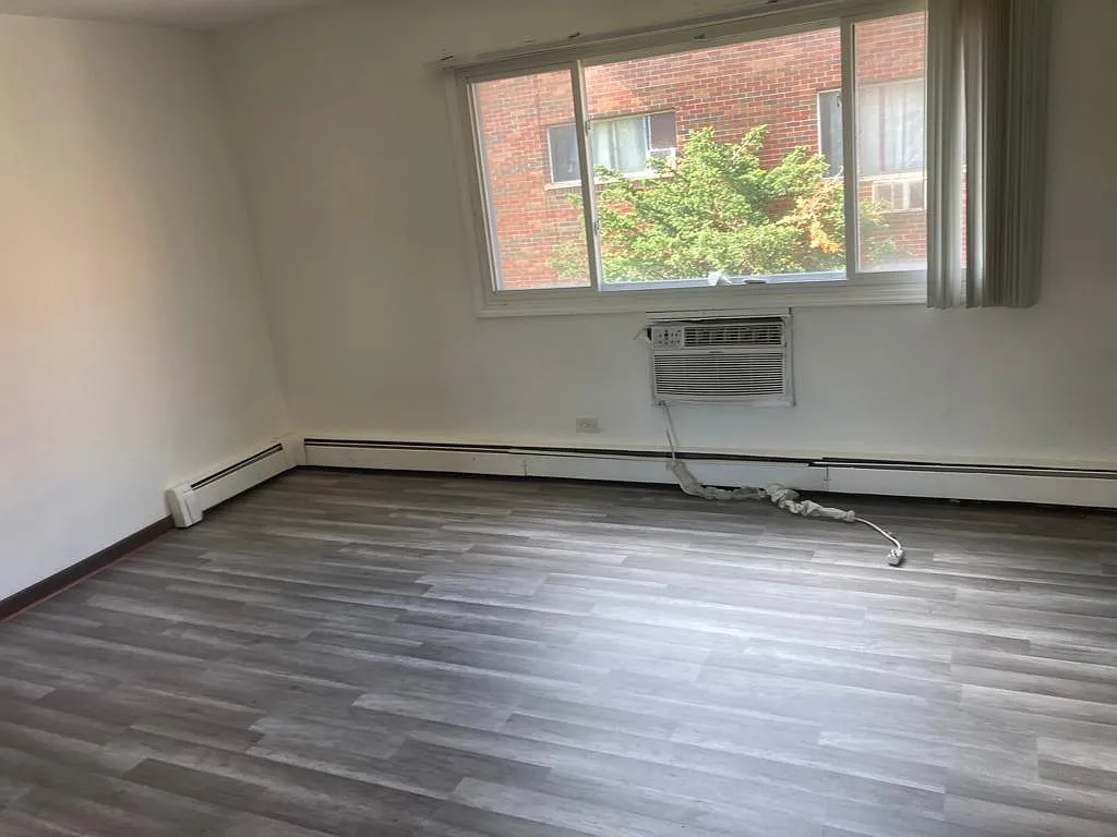 2 bed, 750 sqft, $1,395 — Photo 2