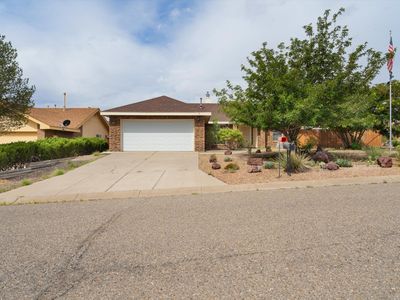 9 Poplar Pl, Los Lunas, NM, 87031