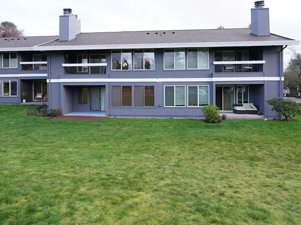 11104 NE 68th St APT A104, Kirkland, WA 98033