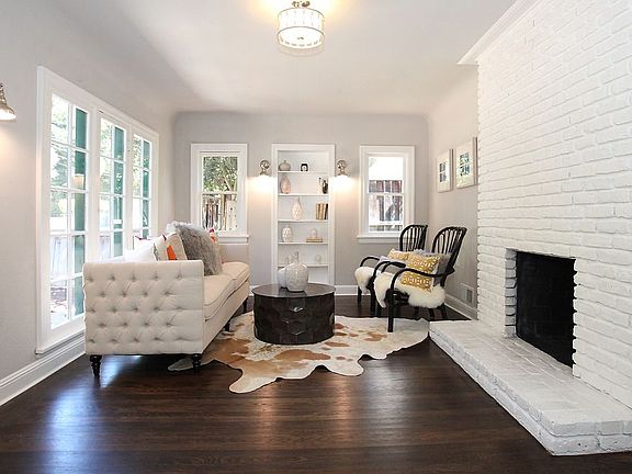 3rd image of 182 Oak Ct