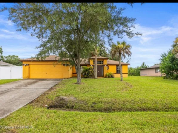 436 Trier Rd NW, Palm Bay, FL 32907
