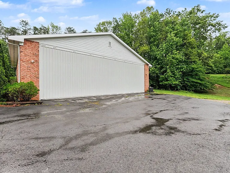 10 Piper Pl — Photo 40