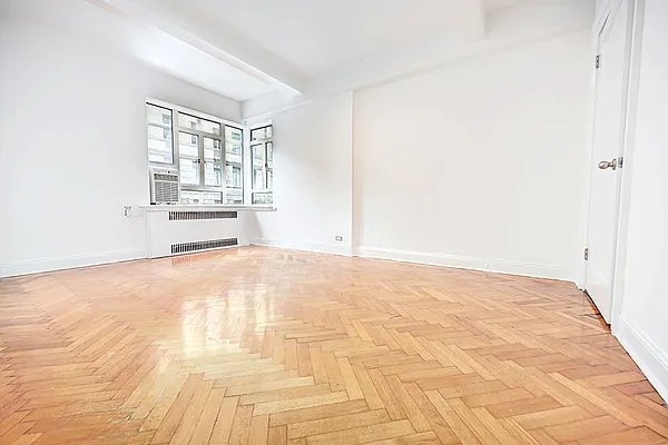 Rented by Urbane Brokerage | media 24