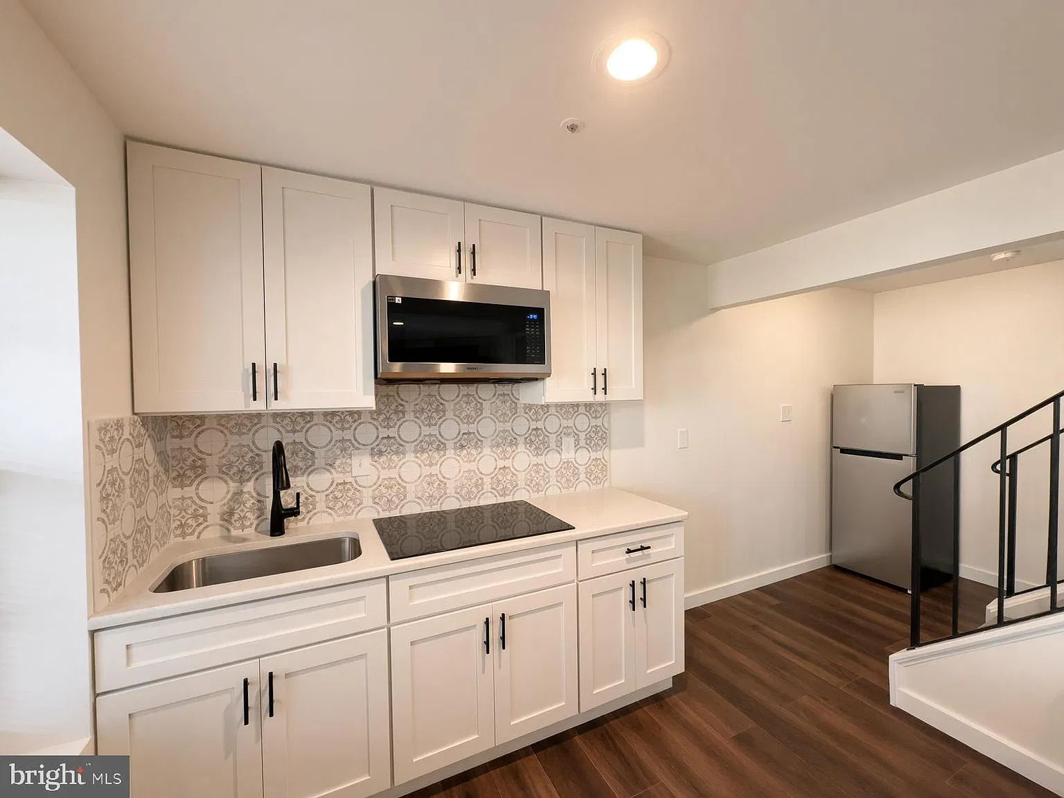 1 bed, 1.0 bath, 1240 sqft, $1,250 — Photo 4
