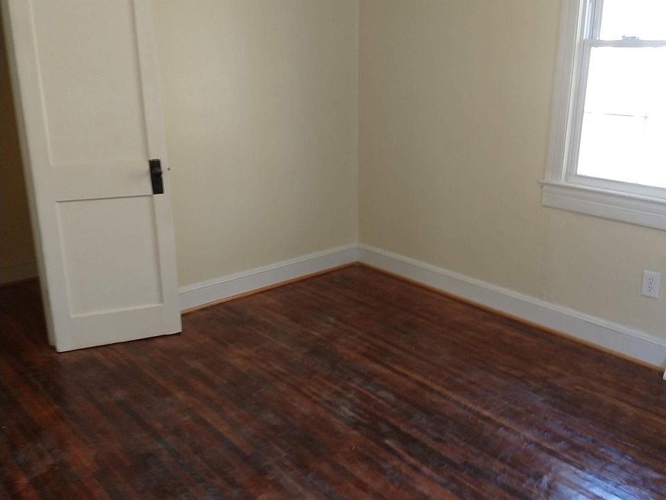 1st image of 915 Cole St