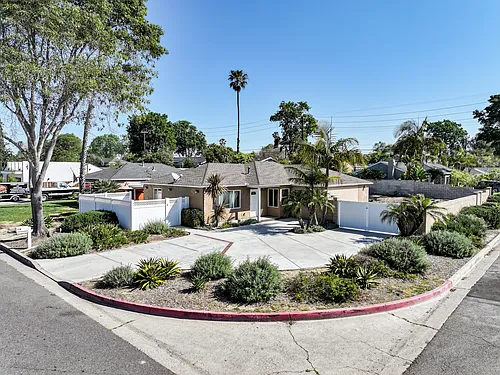 2040 National Ave Photo 1