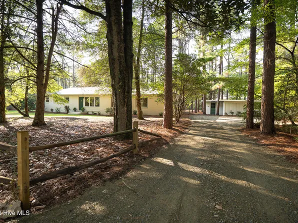 4604 Airport Road, Pinehurst, NC 28374