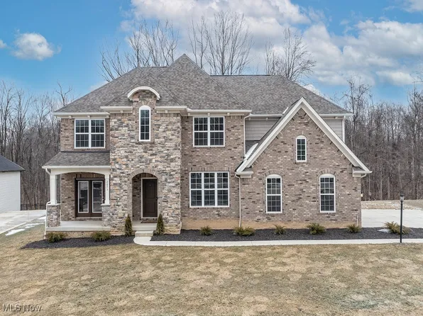 2873 Galway Dr, Brunswick, OH 44212