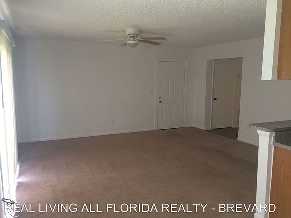 3rd image of 421 Mercury Ave SE APT 5