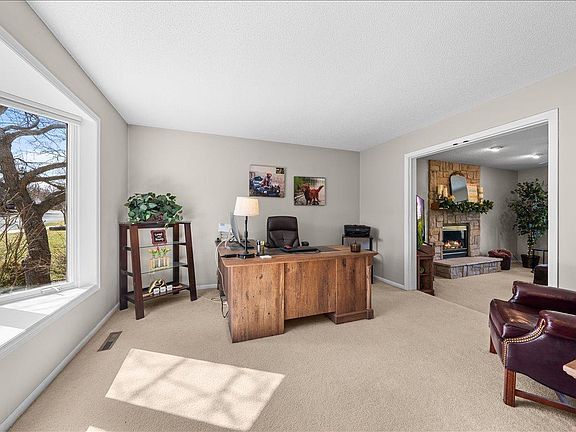 5th image of 139 Ridge Way