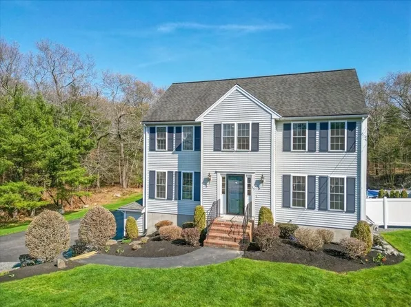 35 Comfort St, Bridgewater, MA 02324