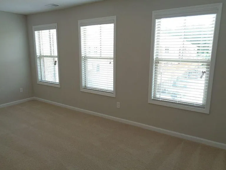 661 Sunset Park Dr — Photo 24