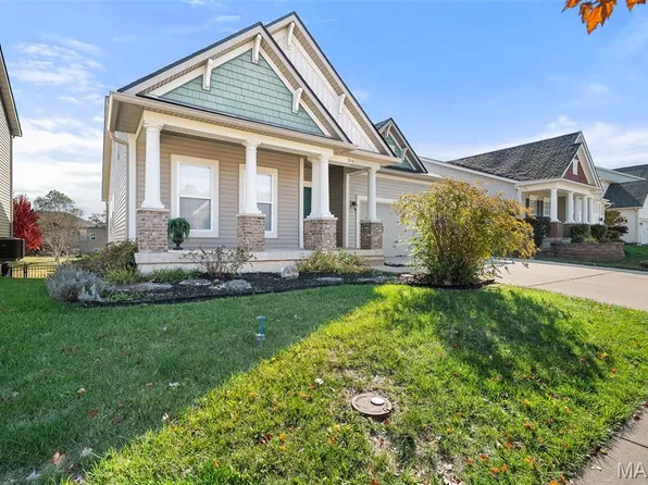 316 Country Orchard Dr, Lake Saint Louis, MO 63367
