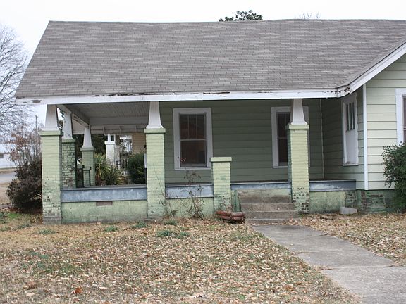 2nd image of 621 W Oak St