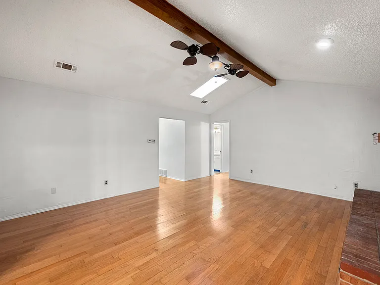 6436 Ridglea Dr — Photo 4