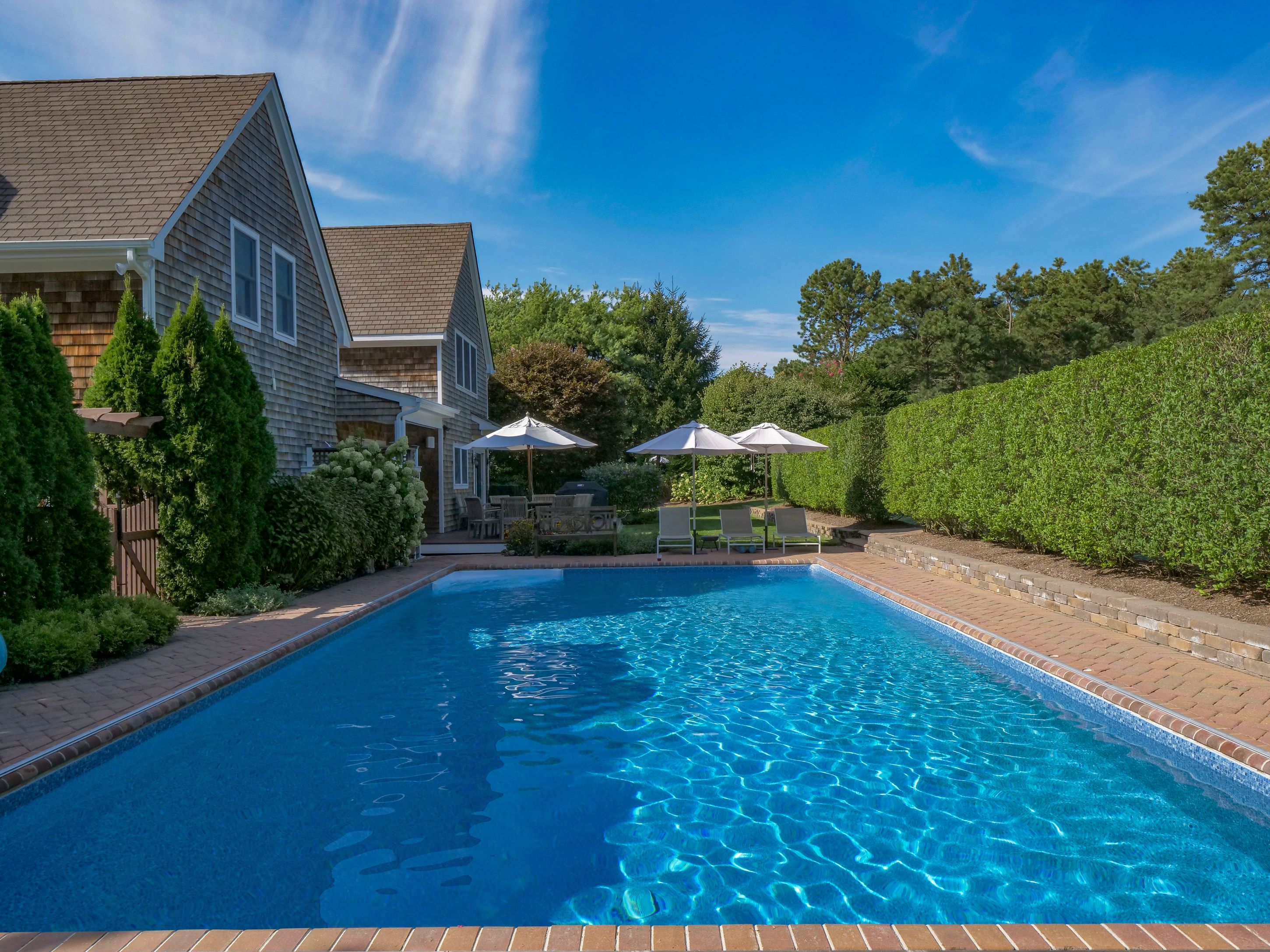 25 Post Fields Ln, Quogue, NY 11959 | Out East