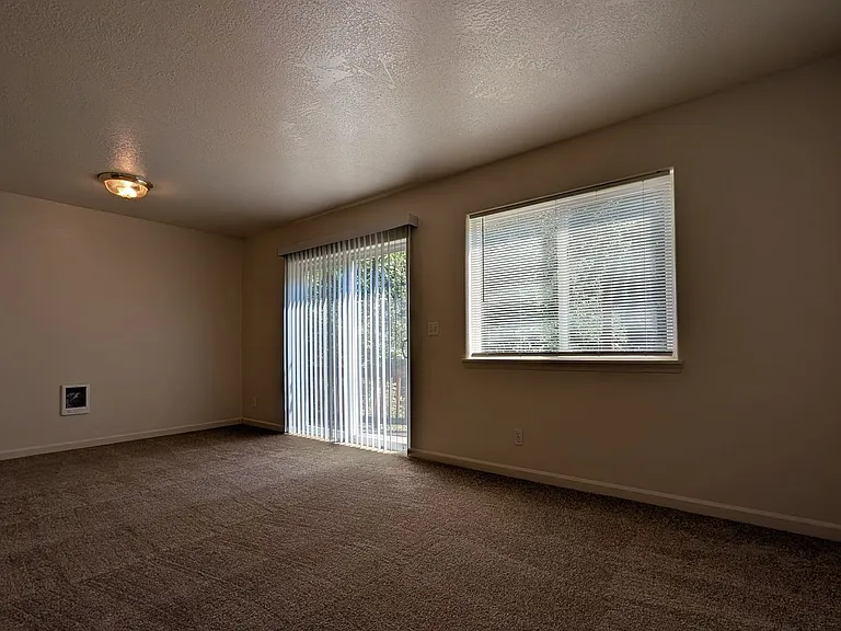 5949 Aster St — Photo 4