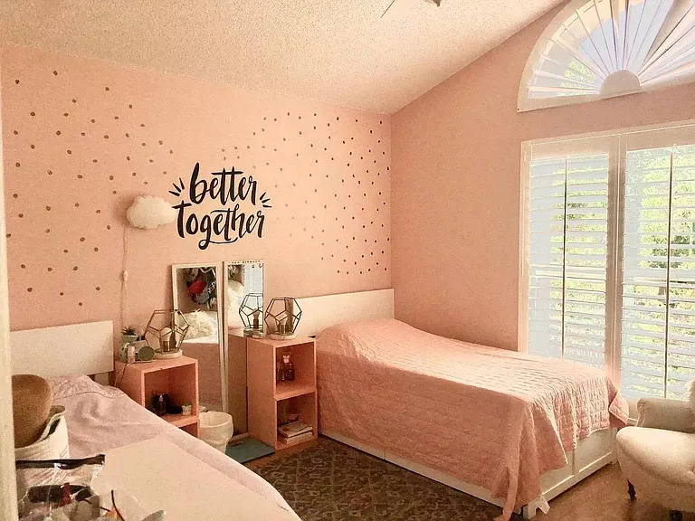 Upstairs Bedroom 1