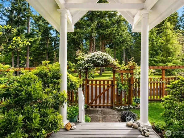 5427 Bayview Road, Langley, WA 98260