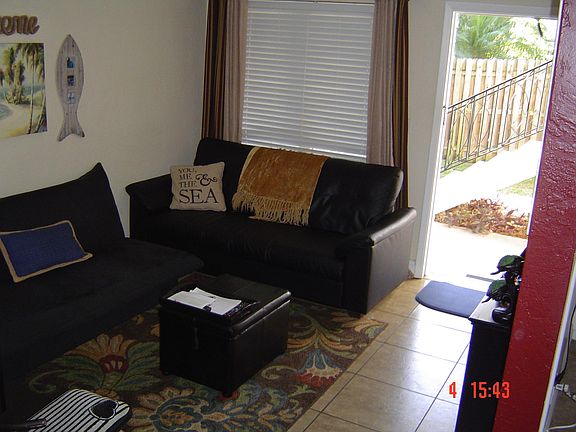 2nd image of 551 12th Ave NE APT 4
