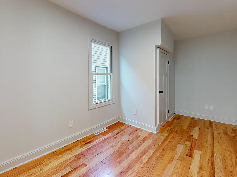 914 W 3rd St #1 — Photo 25