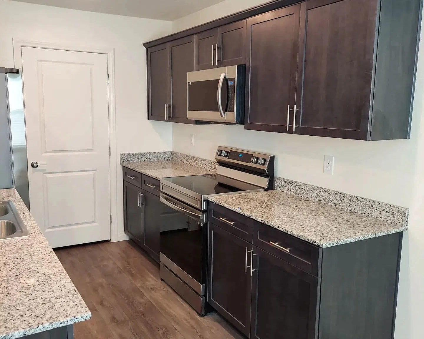 2 bed, 1266 sqft, $1,980 — Photo 4