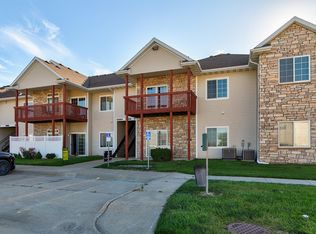 3400 SE Glenstone Dr UNIT 11, Grimes, IA 50111