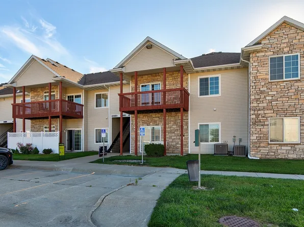 3400 SE Glenstone Dr Unit 11, Grimes, IA 50111