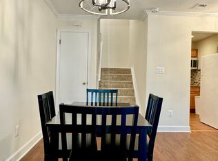 10227 Ridgeline Dr, Montgomery Village, MD 20886