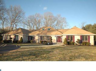 196 Friendship Rd, Cranbury, NJ 08512