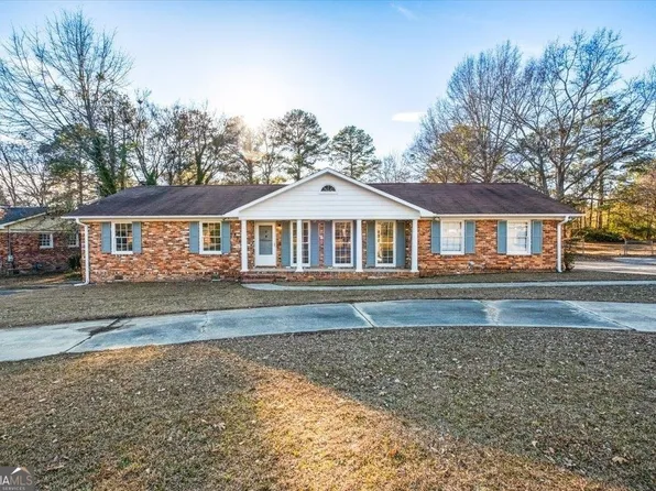 1476 Forest Hill Rd, Macon, GA 31210