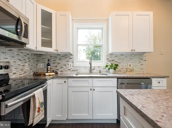 5406 Mountain Rd, Broad Run, VA 20137