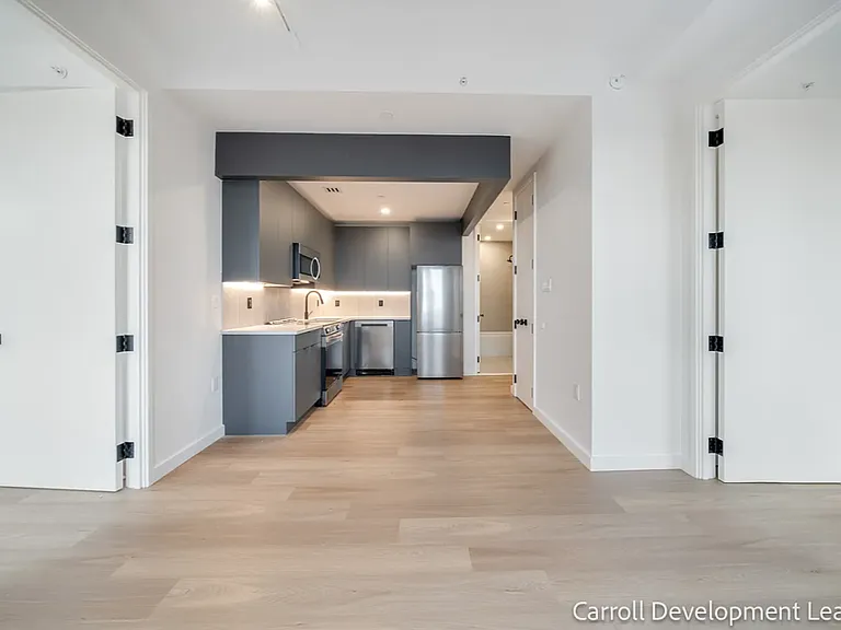 931 Carroll St #1305 — Photo 4