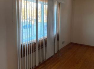 9015 W Thurston Ave #4, Milwaukee, WI