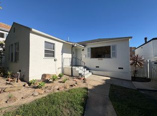 SDS T 1451-1451 1/2 A & B, San Diego, CA 92109