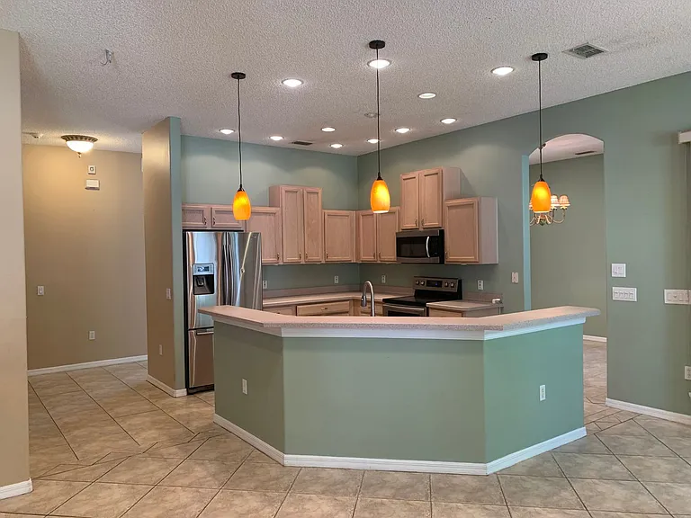 3044 Silver Palm Dr — Photo 5