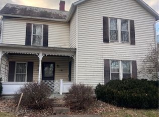 31 Leget St, Marietta, OH 45786