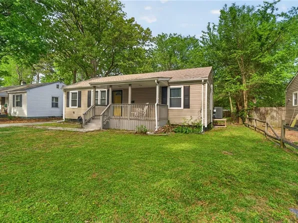 119 Rosewood Dr, Hampton, VA 23669