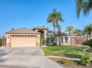 6246 N Capri Ct, Fresno, CA