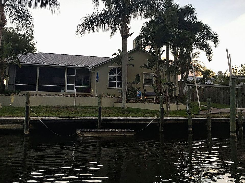 2nd image of 1041 Sunswept Rd NE