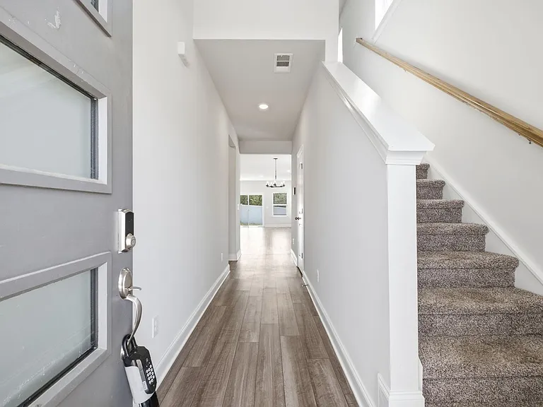 4375 Skyridge Dr — Photo 5