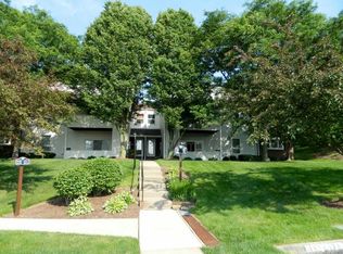 2402 Kenzie Dr, Pittsburgh, PA