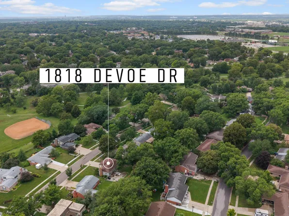 1818 Devoe Dr, Lincoln, NE 68506